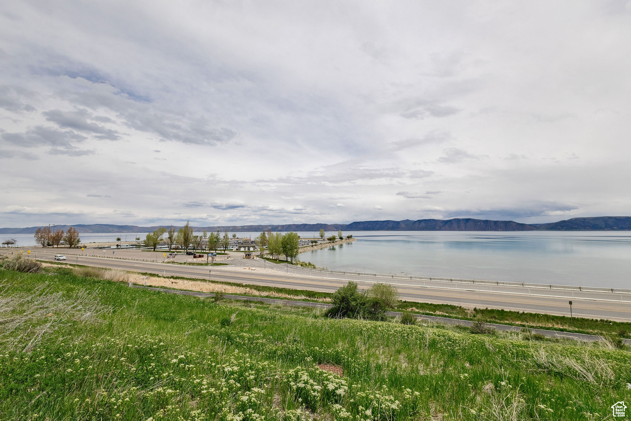 HARBOR VILLAGE - Residential