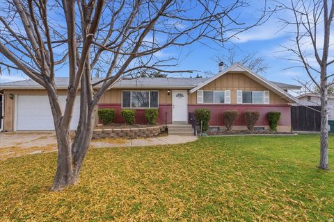 1096 N 300 W Layton UT 84041