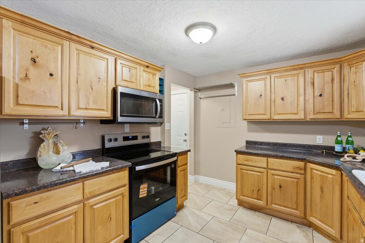 RILEY SUB - Residential