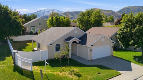 Homes For Sale - 1405 S 780<br/> Payson, UT 84651