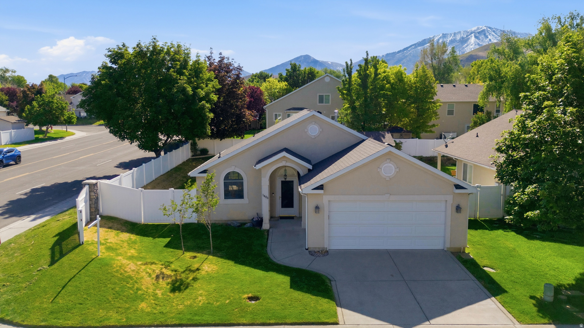 BROOKSIDE - Residential