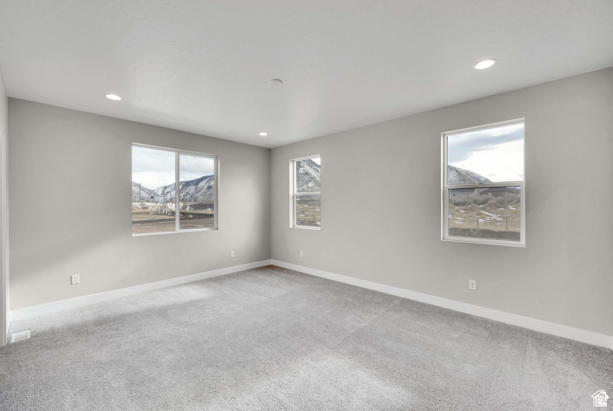HERON HILLS - Residential