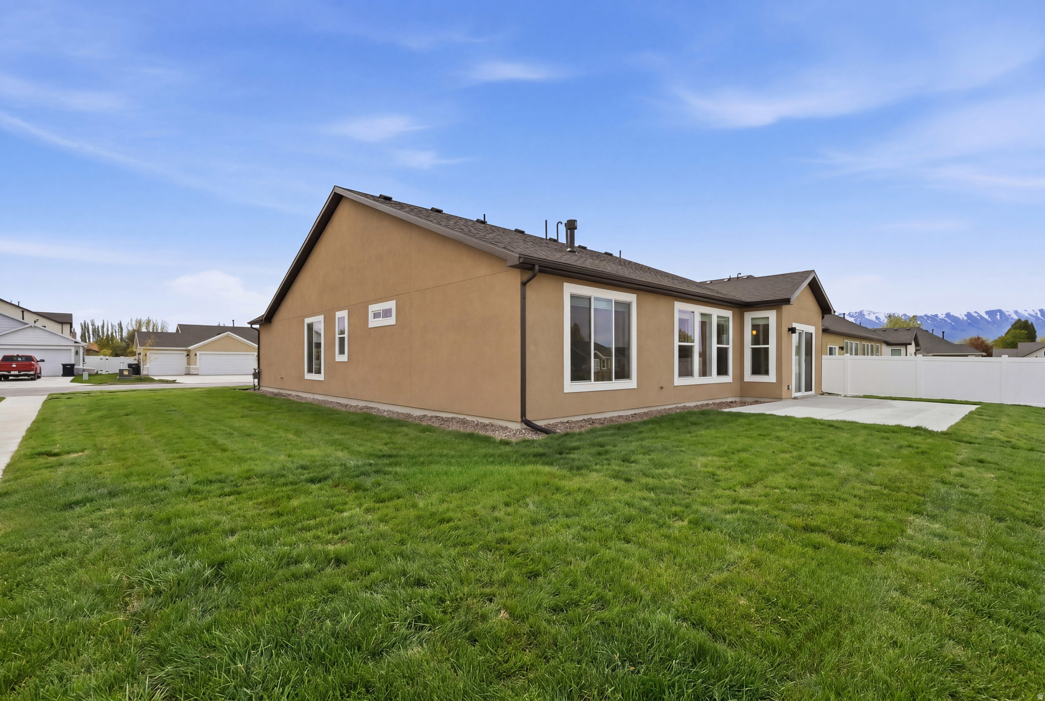 RIDGELINE PARK - Residential