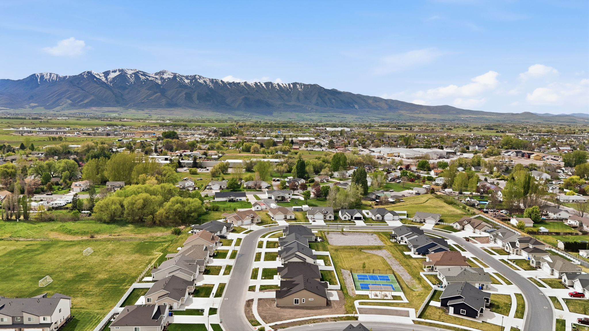 RIDGELINE PARK - Residential