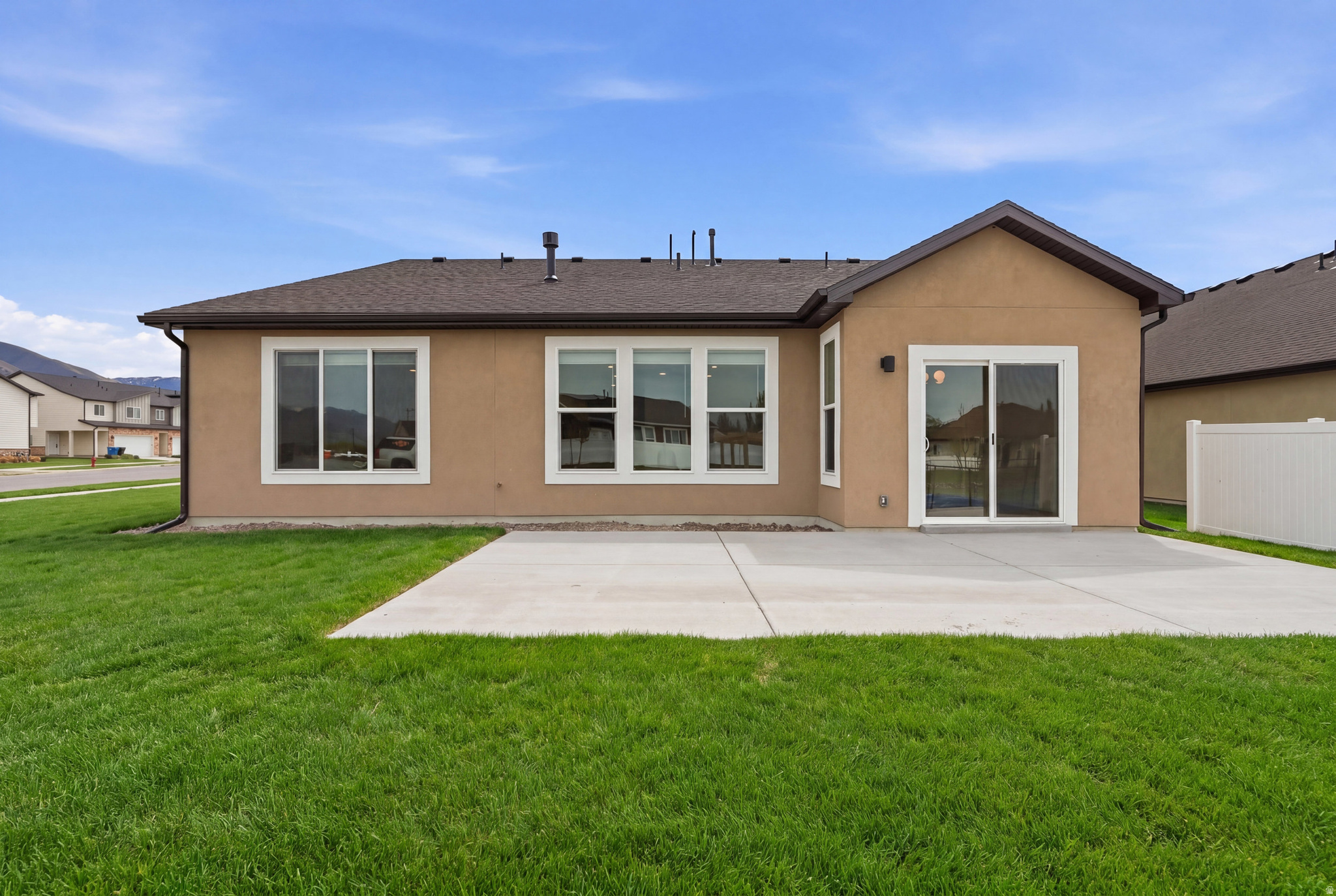 RIDGELINE PARK - Residential