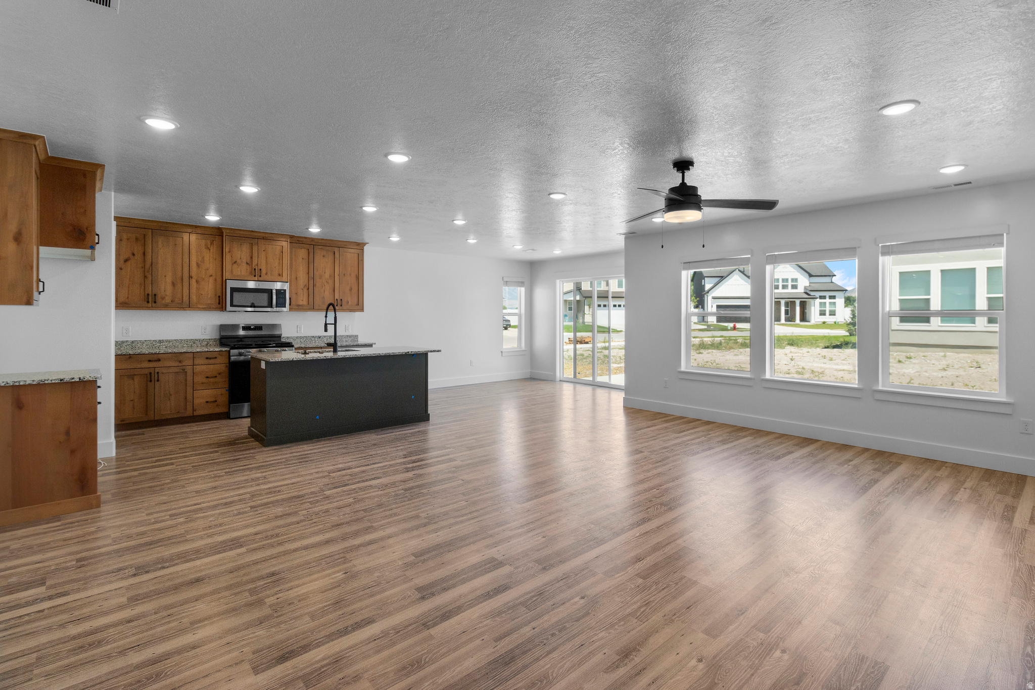 RIDGELINE PARK - Residential