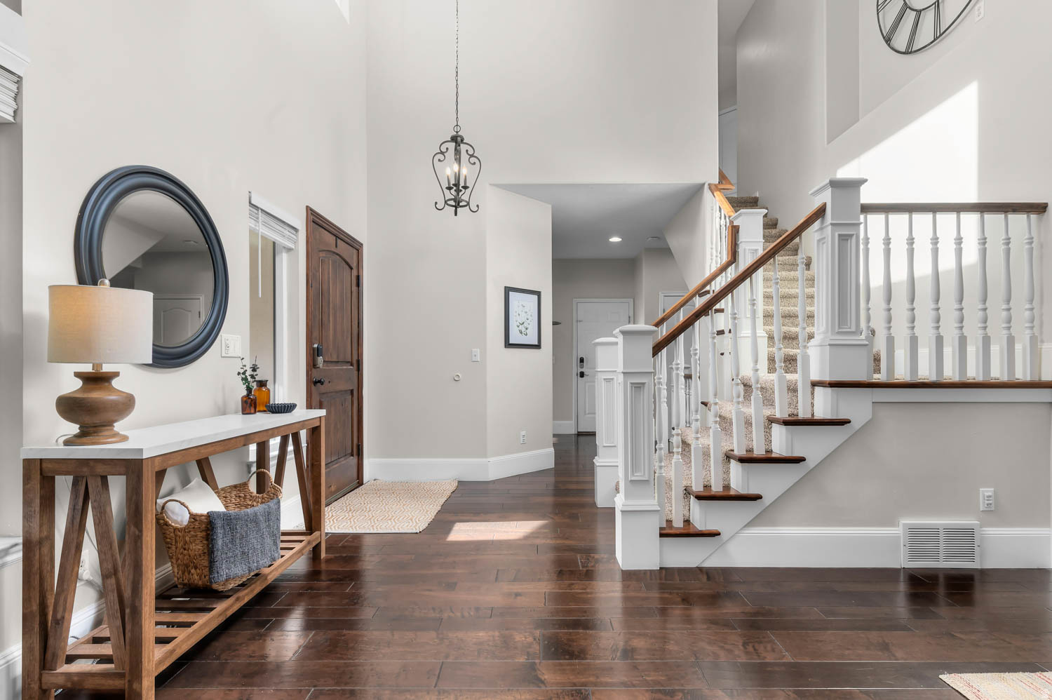 LAKEVIEW - Residential