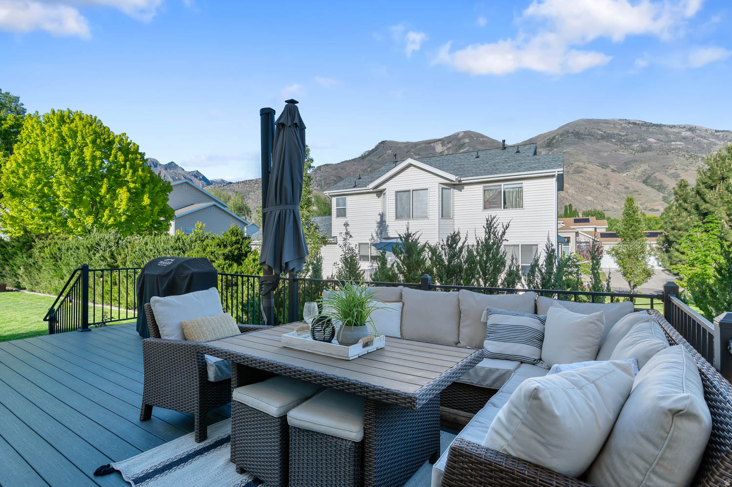 LAKEVIEW - Residential