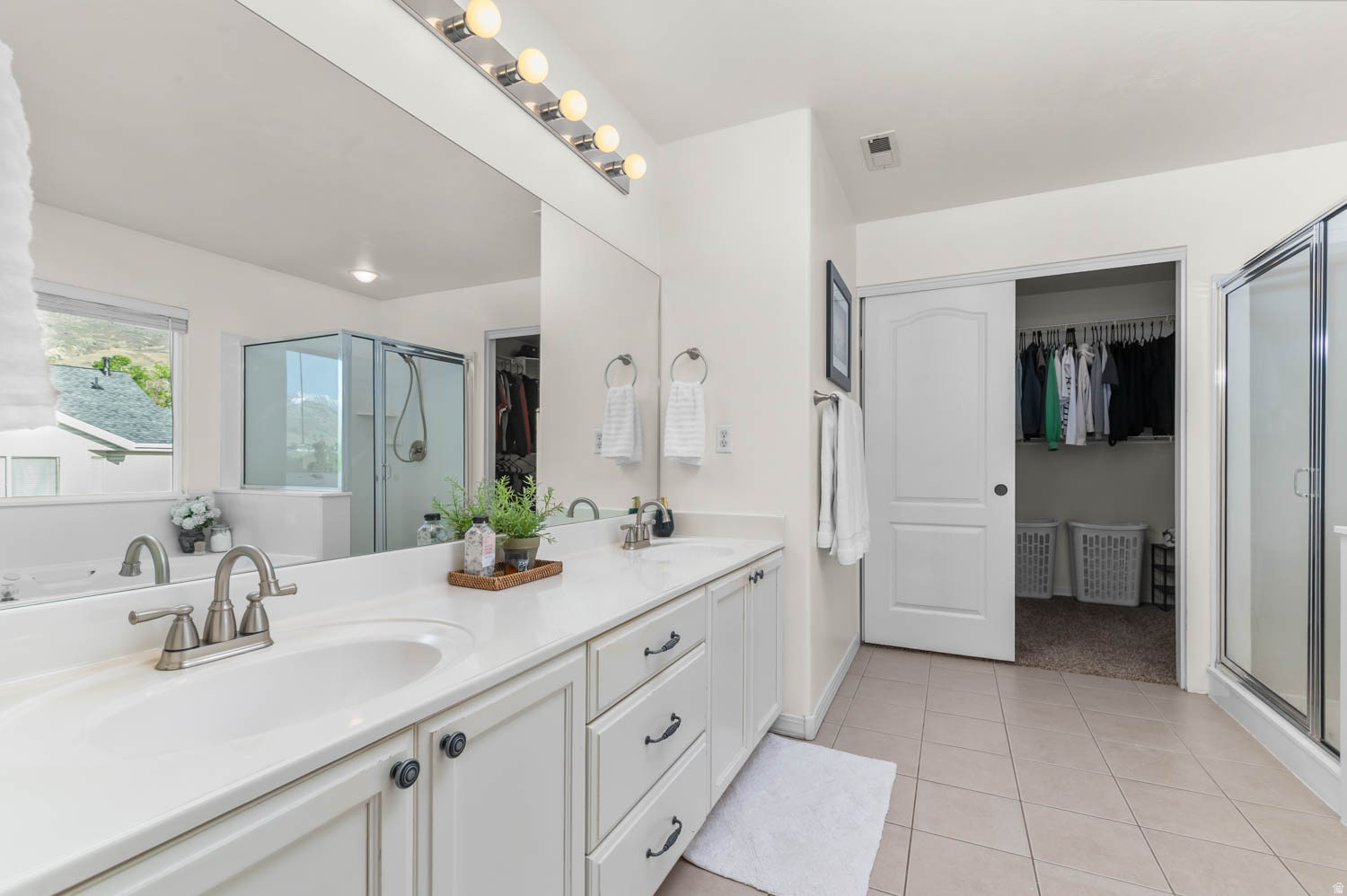 LAKEVIEW - Residential