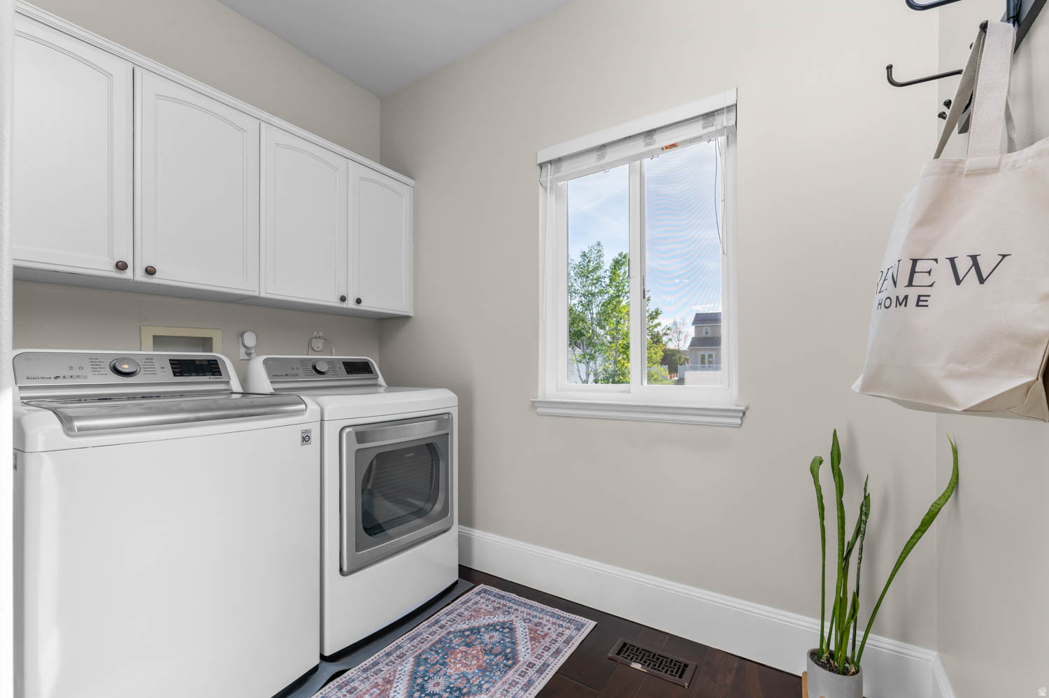 LAKEVIEW - Residential