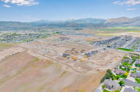 Tiny photo for 12671 S GLACIER TRAIL LANE LN #131, Herriman, UT 84096 (MLS # 2109162)