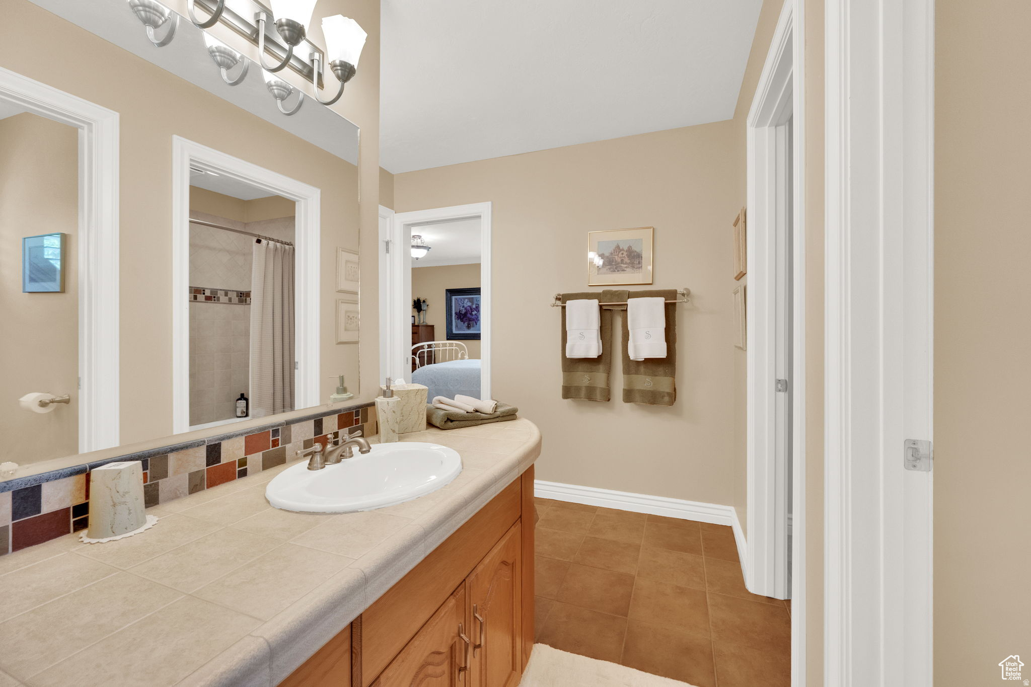 THE DOWNS - Residential