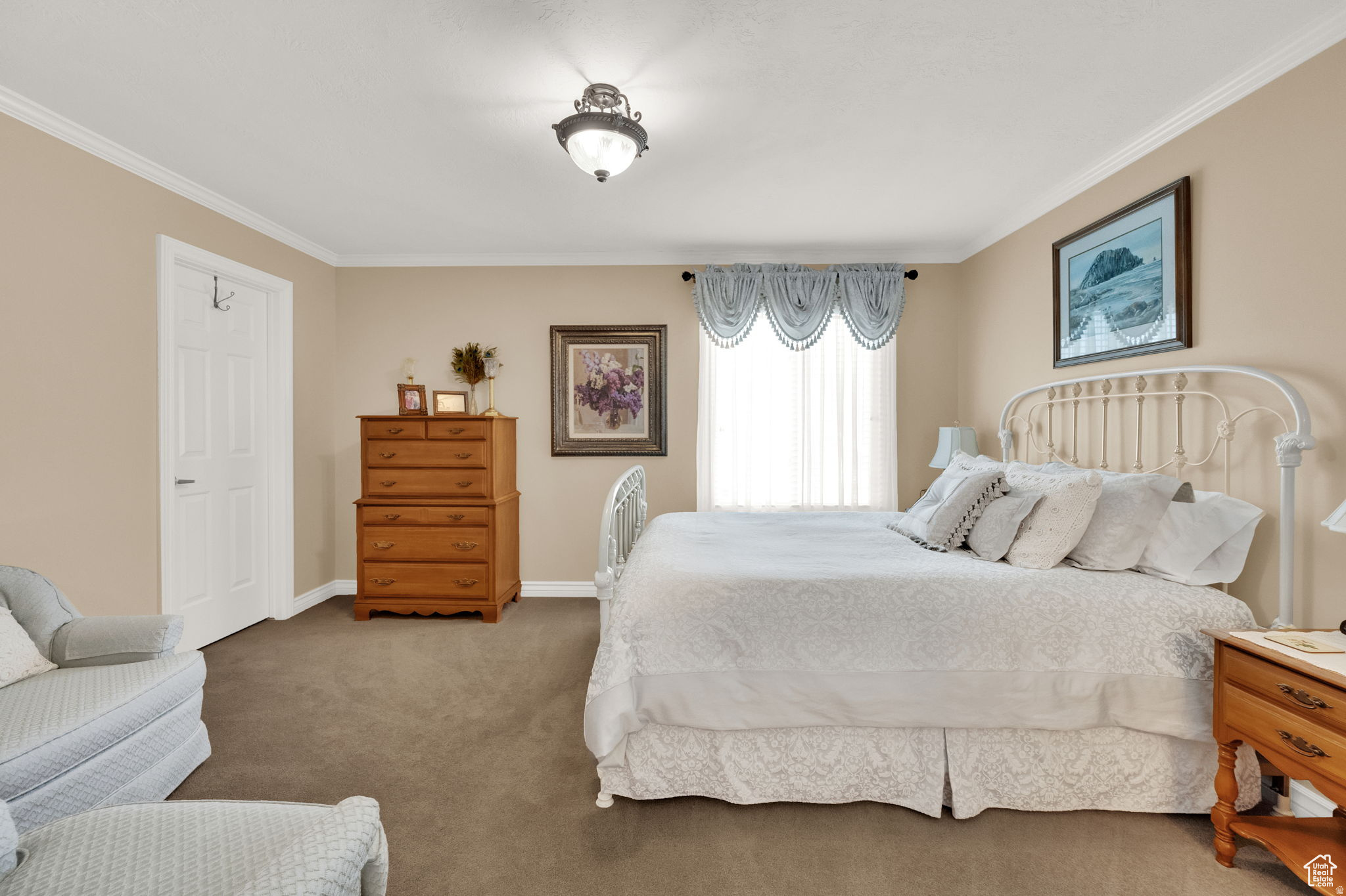 THE DOWNS - Residential
