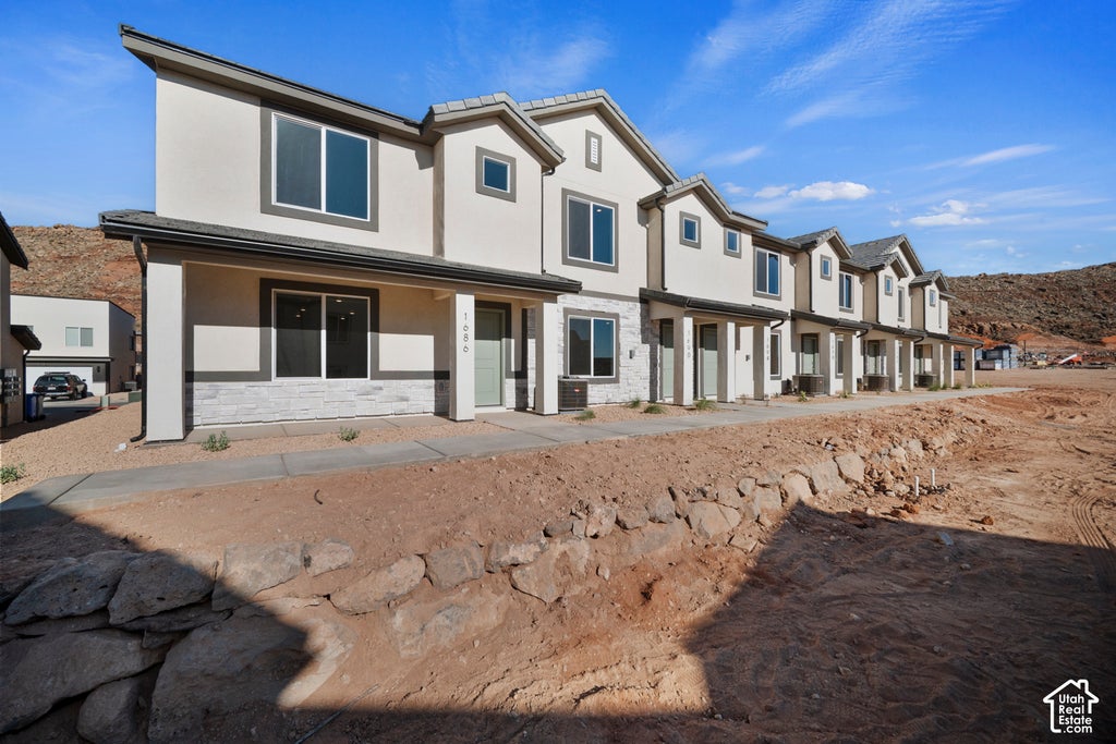 Photo of 2177 S TOWER BRIDGE DR #2505, Washington, UT 84780 (MLS # 2192394)