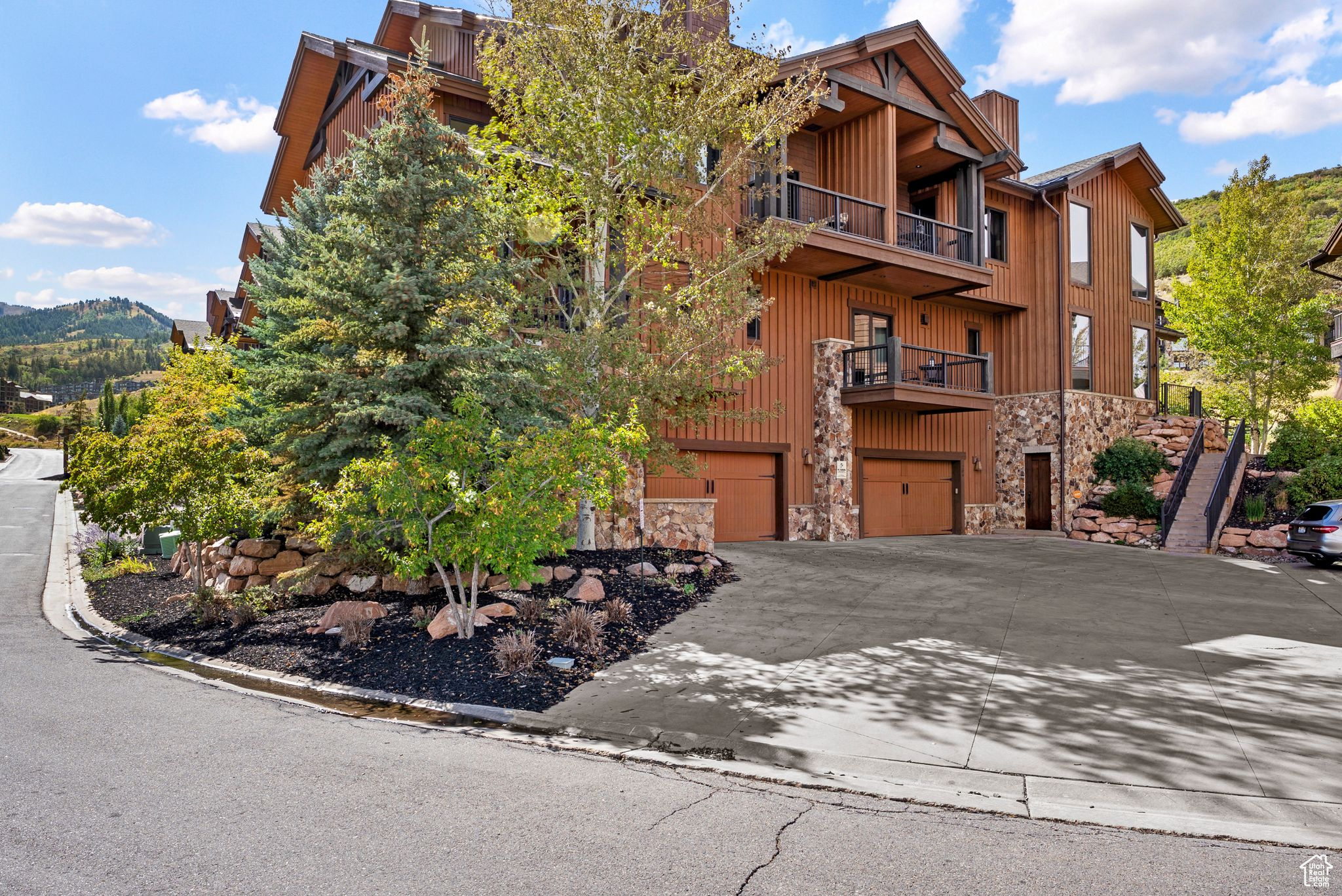 JUNIPER LANDING AMENDED CONDOMINIUM - Residential