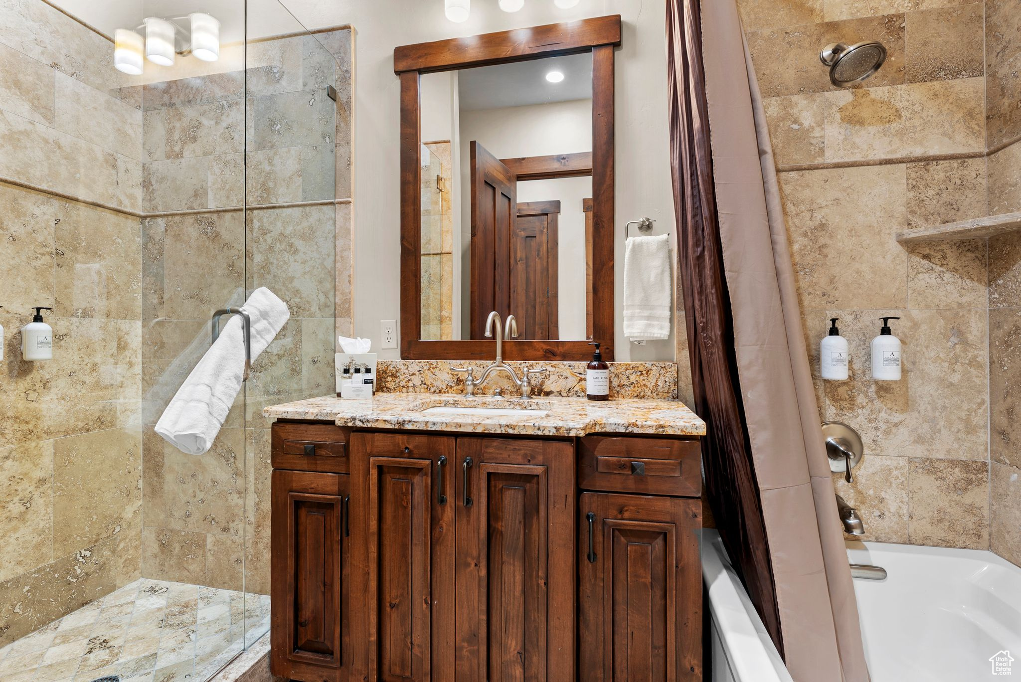JUNIPER LANDING AMENDED CONDOMINIUM - Residential