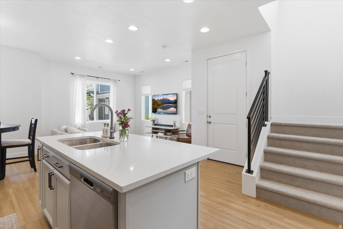 SALT POINT TOWNHOMES - Residential