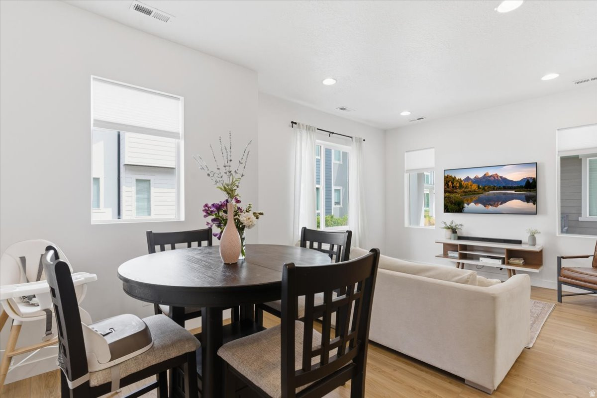 SALT POINT TOWNHOMES - Residential