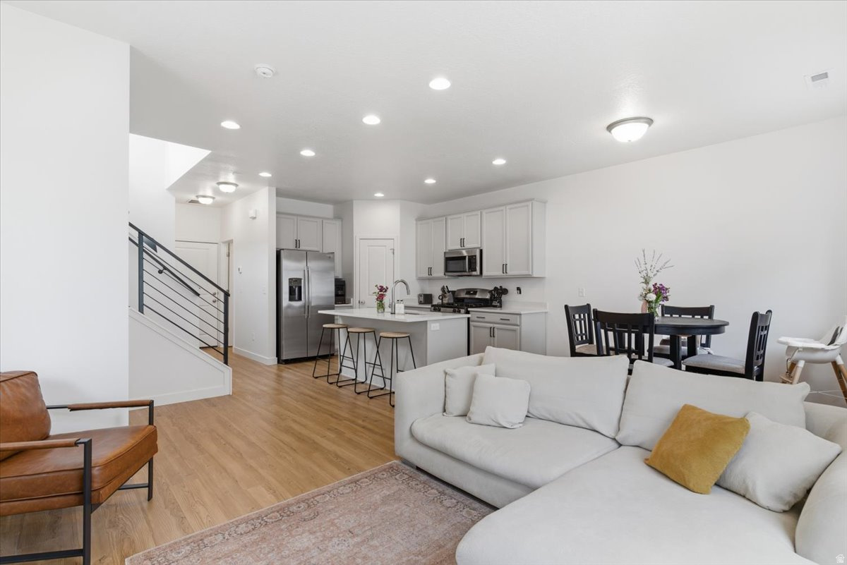 SALT POINT TOWNHOMES - Residential