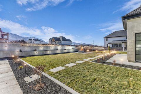 Tiny photo for 1298 S 1090 St E, Salem, UT 84653 (MLS # 2150018)