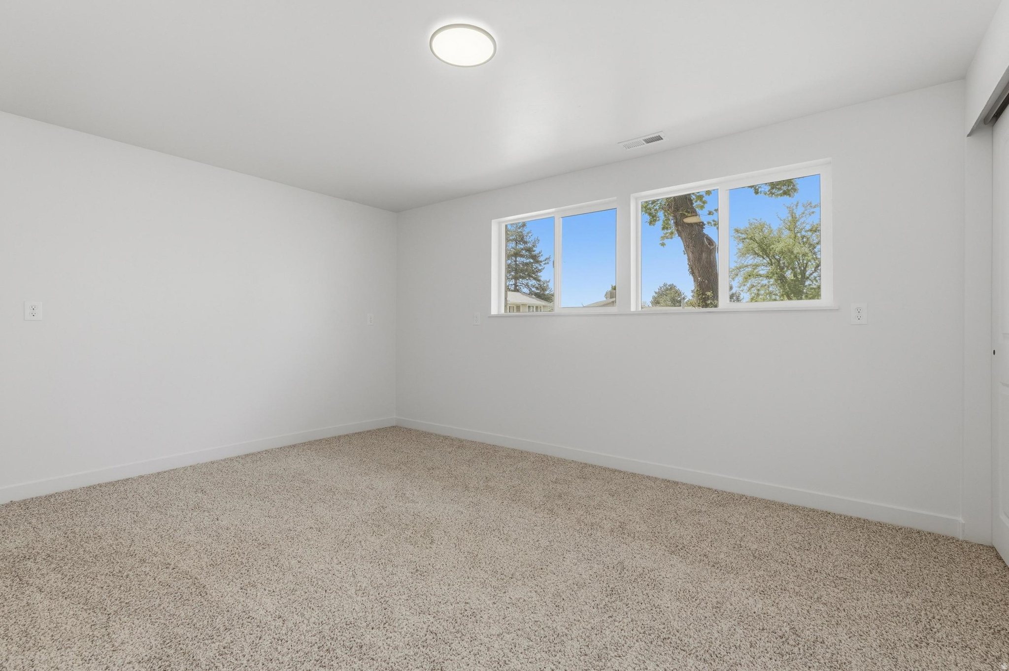 PEBBLE GLEN #4 - Residential