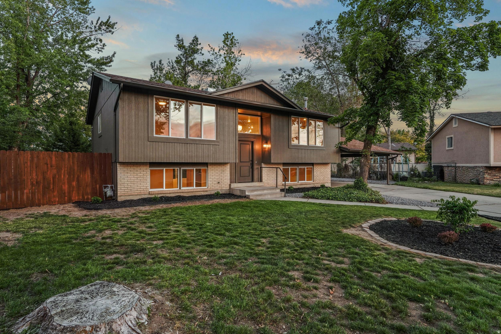 PEBBLE GLEN #4 - Residential