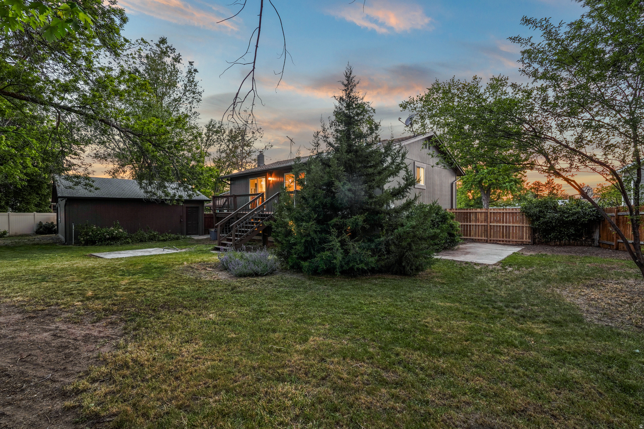PEBBLE GLEN #4 - Residential