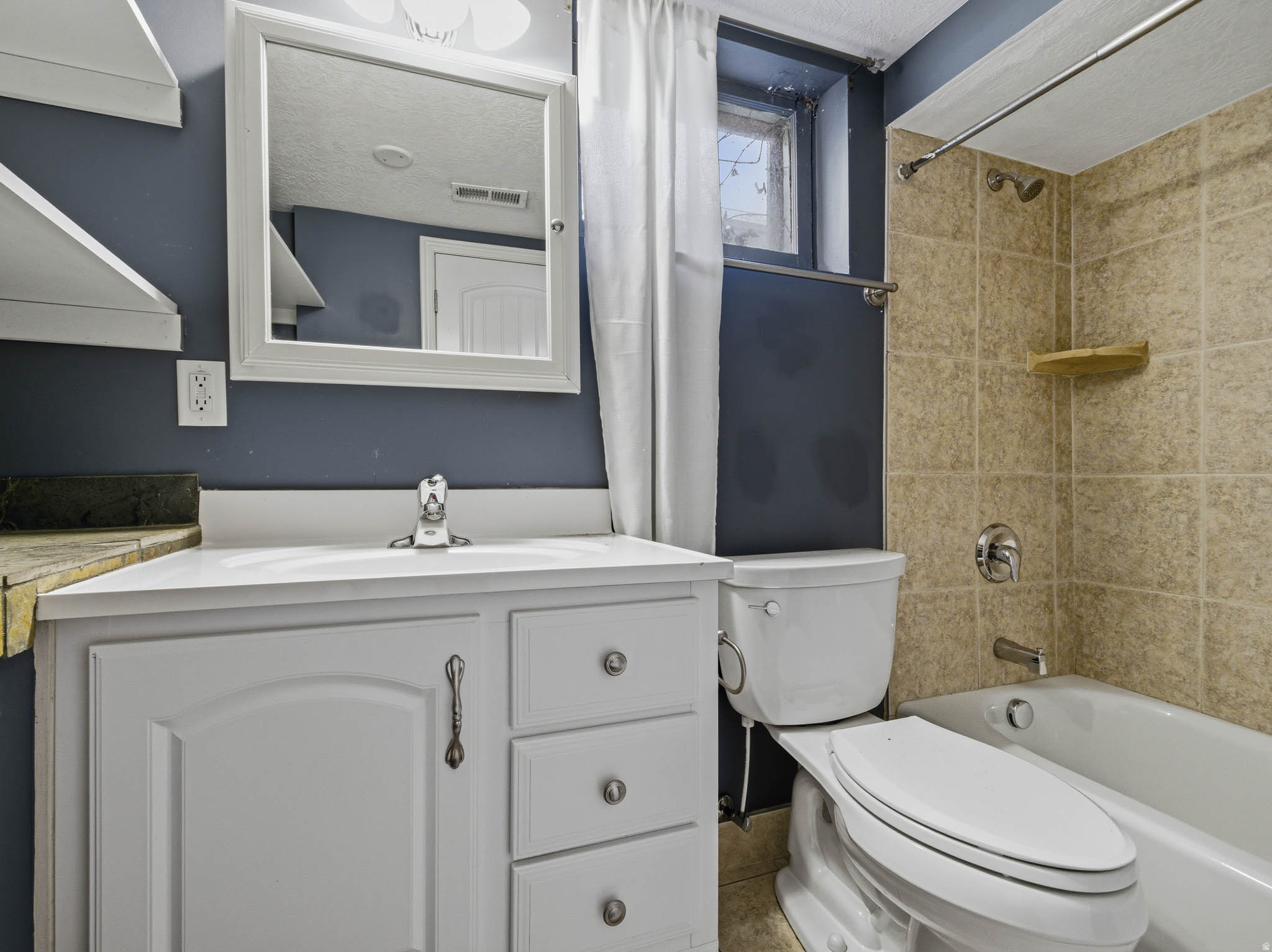 DOUGLAS PARK - Residential