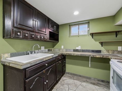 Tiny photo for 926 S GREENWOOD TERRACE Ter E, Salt Lake City, UT 84105 (MLS # 2148738)