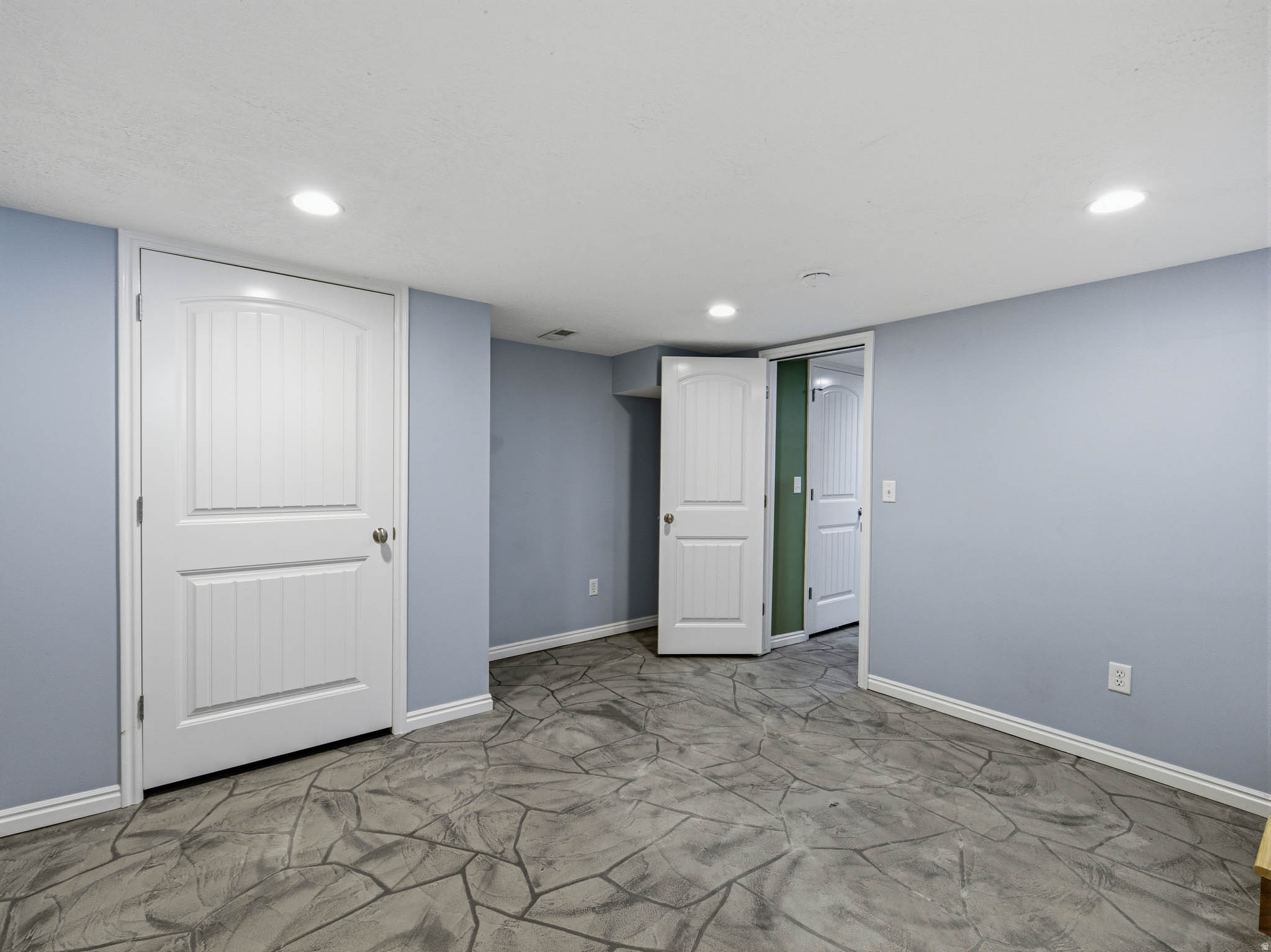 DOUGLAS PARK - Residential