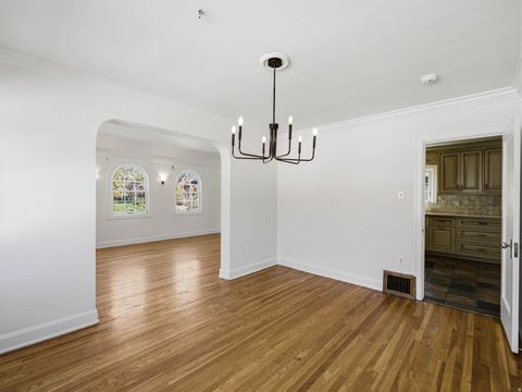 Tiny photo for 926 S GREENWOOD TERRACE Ter E, Salt Lake City, UT 84105 (MLS # 2148738)