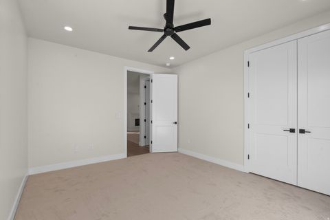 Tiny photo for 463 E WEATHERBY WAY, Washington, UT 84780 (MLS # 2127593)