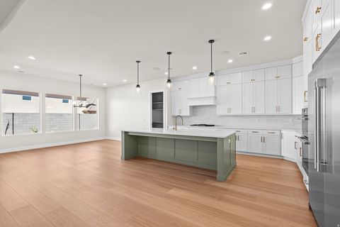 Tiny photo for 463 E WEATHERBY WAY, Washington, UT 84780 (MLS # 2127593)