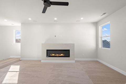 Tiny photo for 463 E WEATHERBY WAY, Washington, UT 84780 (MLS # 2127593)