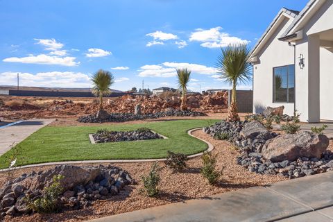 Tiny photo for 463 E WEATHERBY WAY, Washington, UT 84780 (MLS # 2127593)