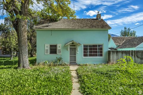 Photo of 215 S 400 W, Provo, UT 84601 (MLS # 2118178)