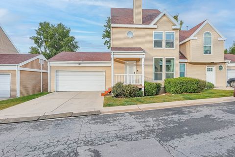 Photo of 761 E GABLES LN, Midvale, UT 84047 (MLS # 2133096)