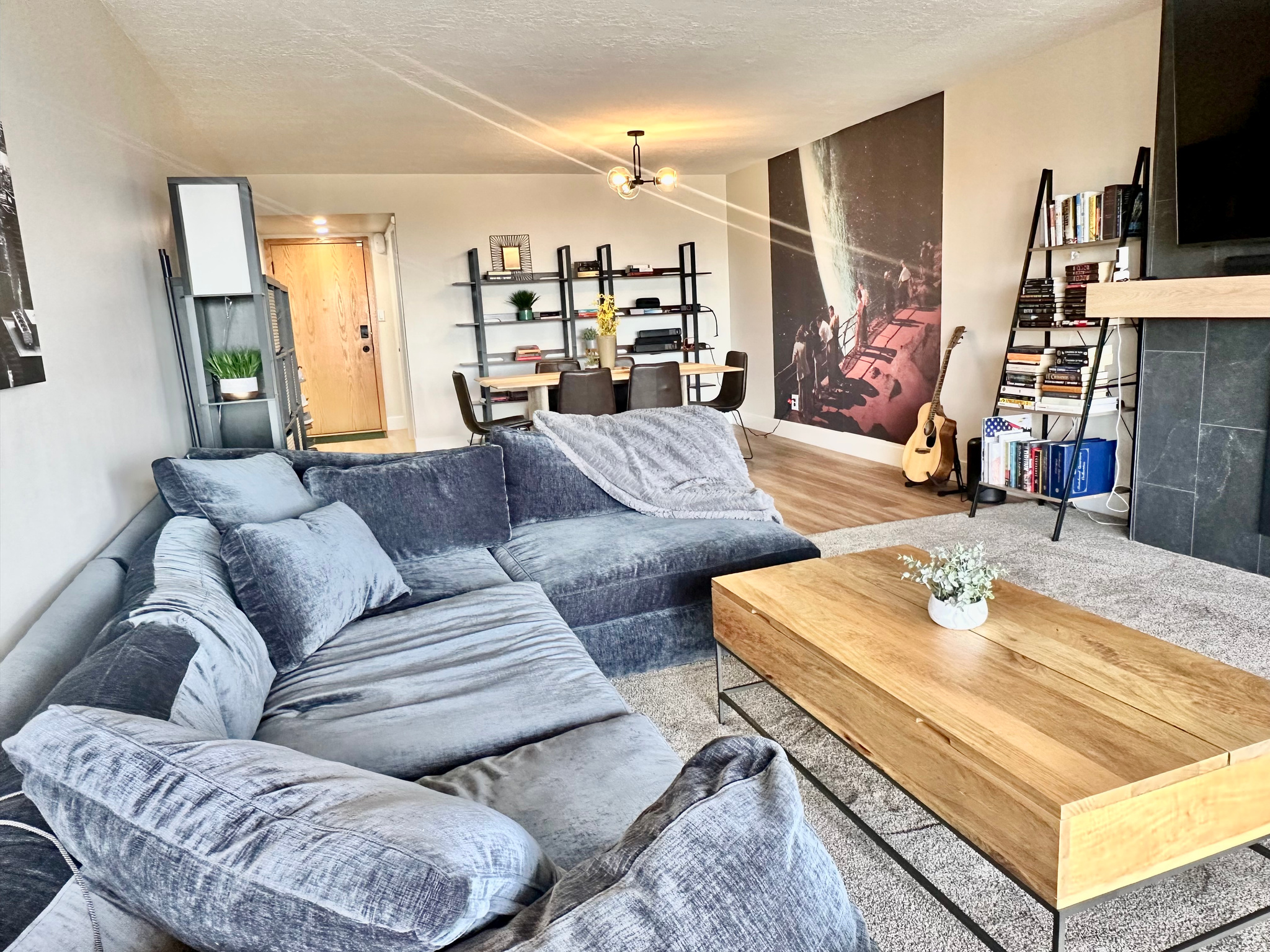 WILSHIRE CONDOMINIUM - Residential