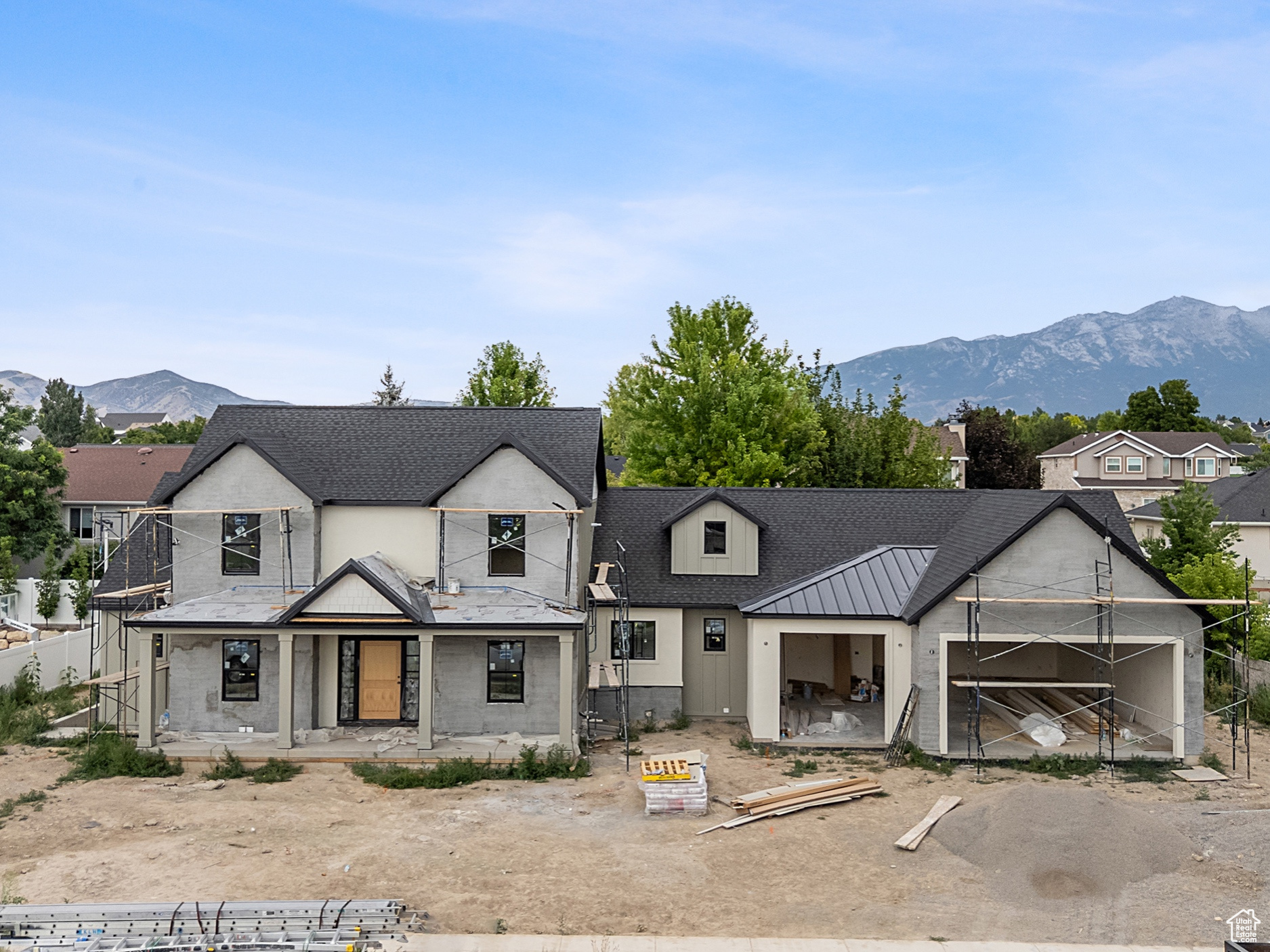 GREENWOOD CREEK - Residential