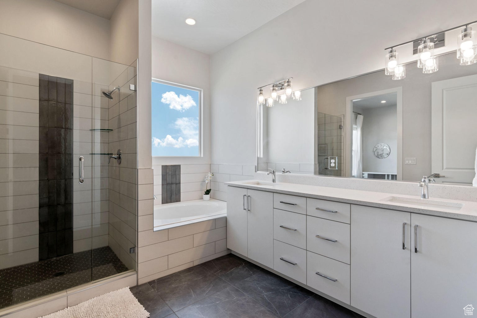 4582 S Sophia Ln, Washington, Utah image 12