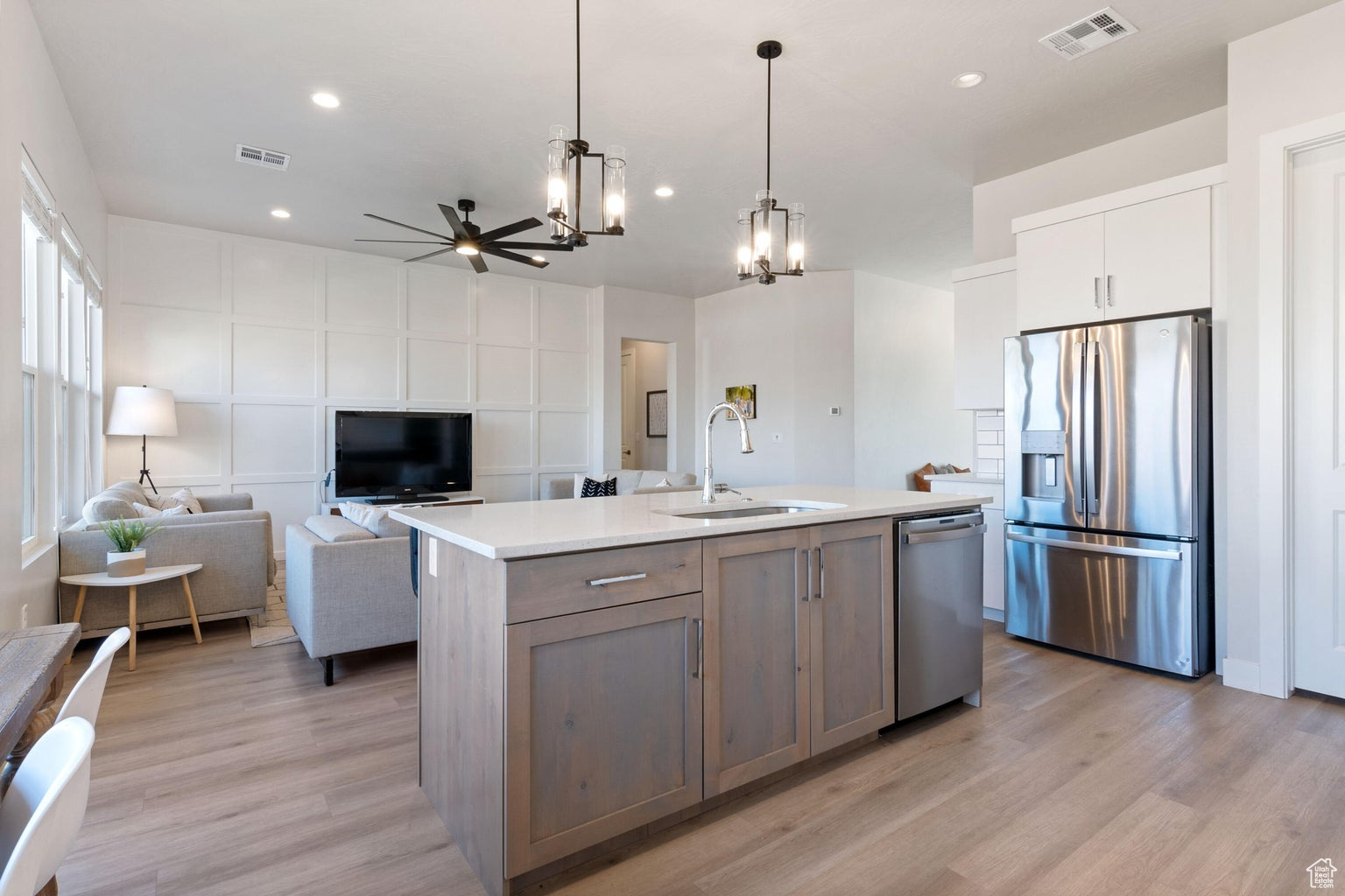 4582 S Sophia Ln, Washington, Utah image 8