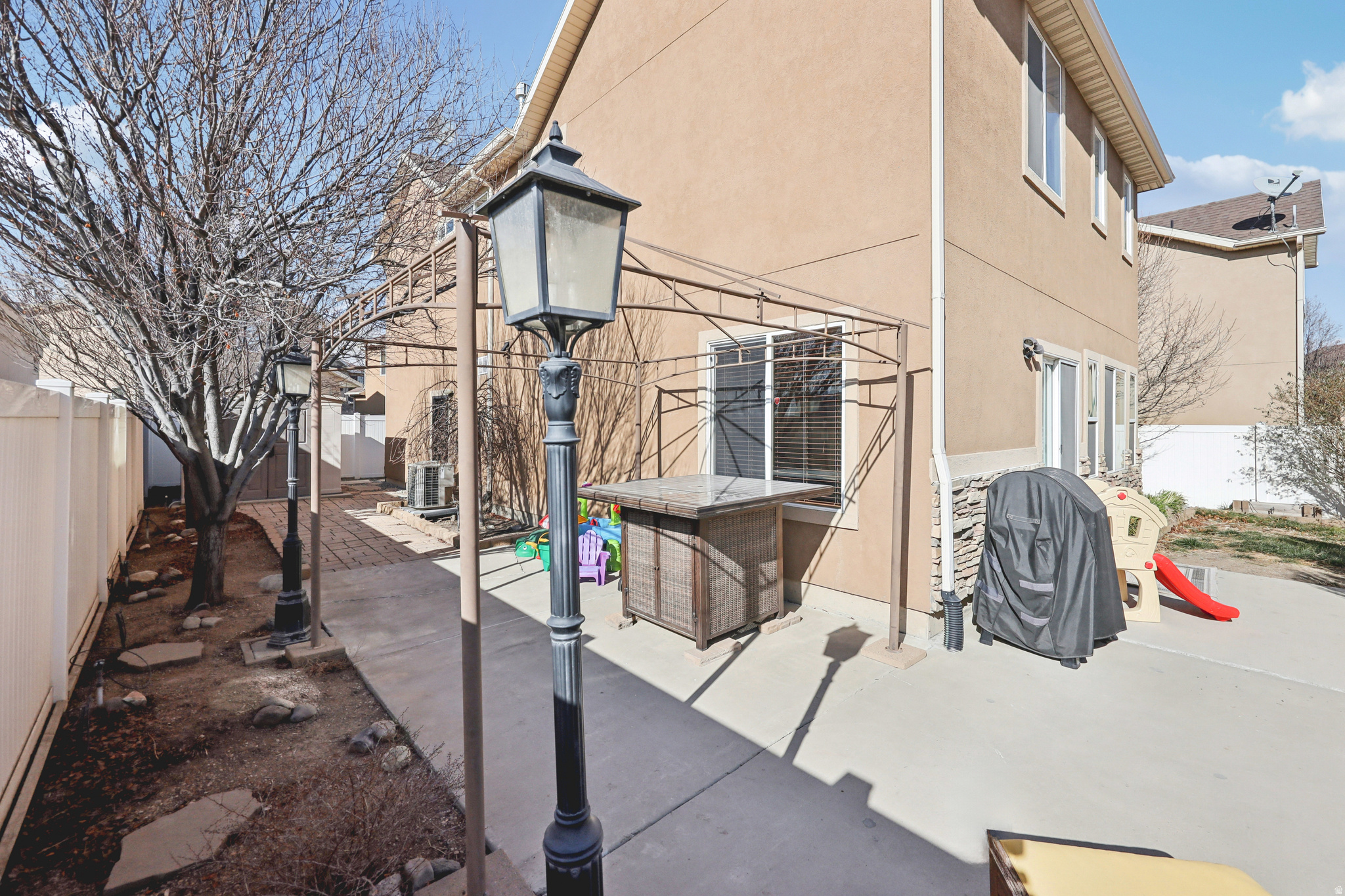 MONARCH MEADOWS - Residential