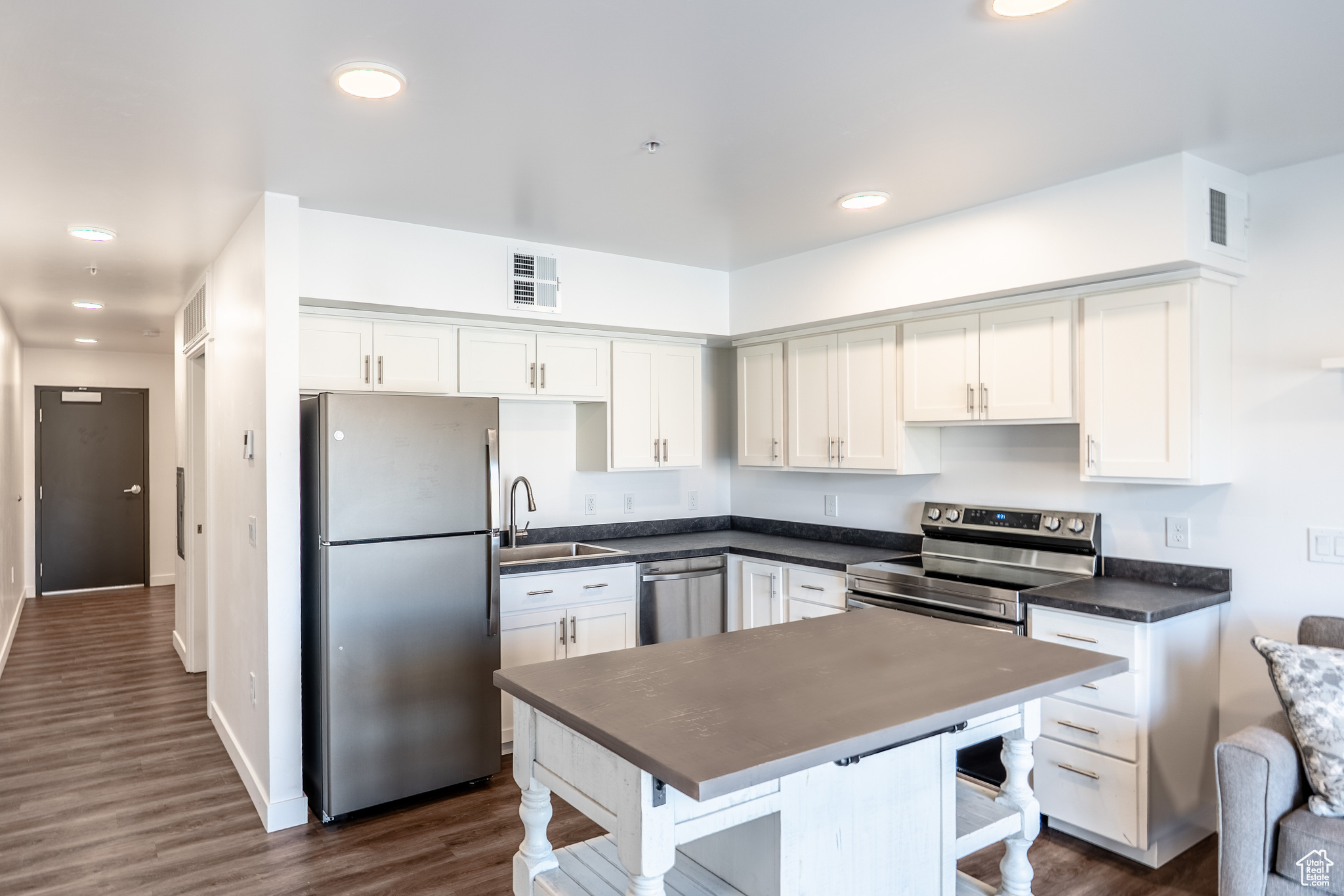 KANE CREEK CONDOS - Residential