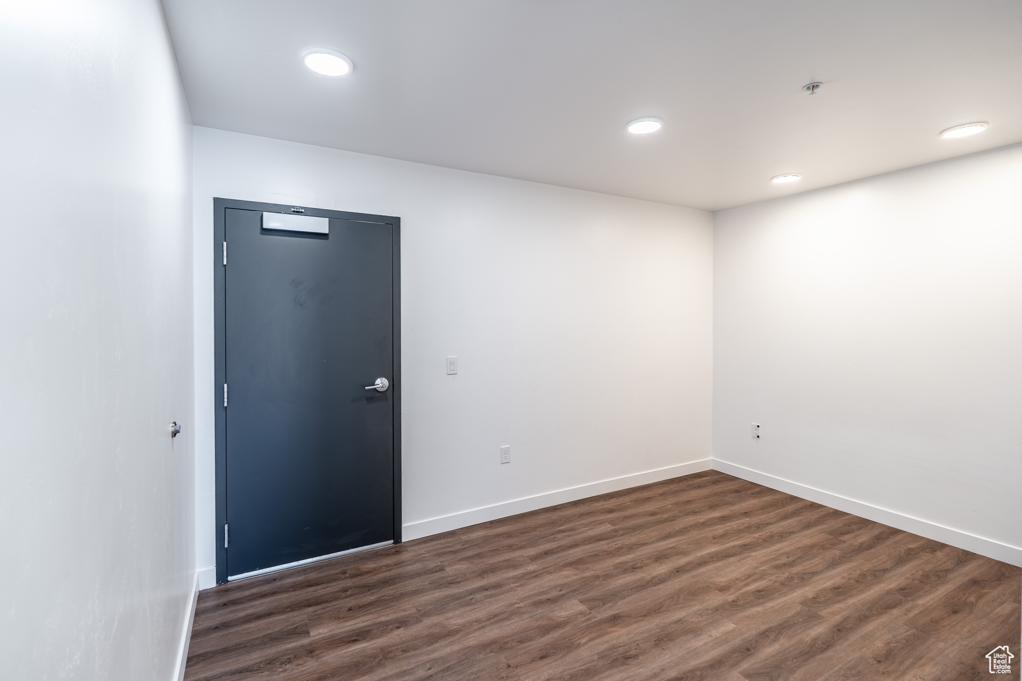 KANE CREEK CONDOS - Residential