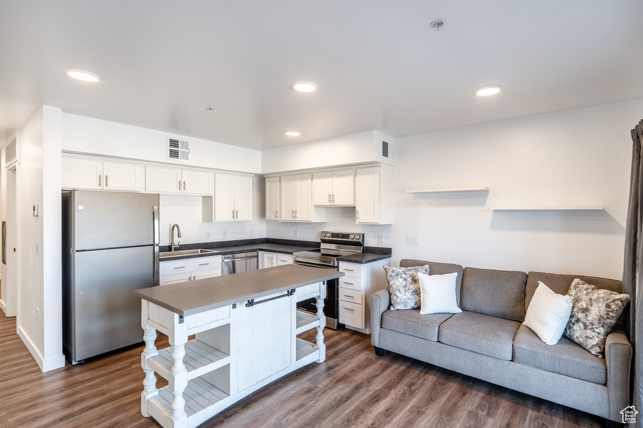 KANE CREEK CONDOS - Residential