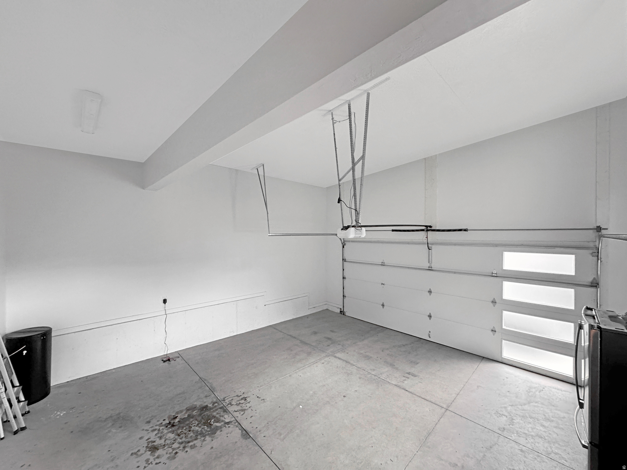 ESCAPES AT EDGEWATER - Residential