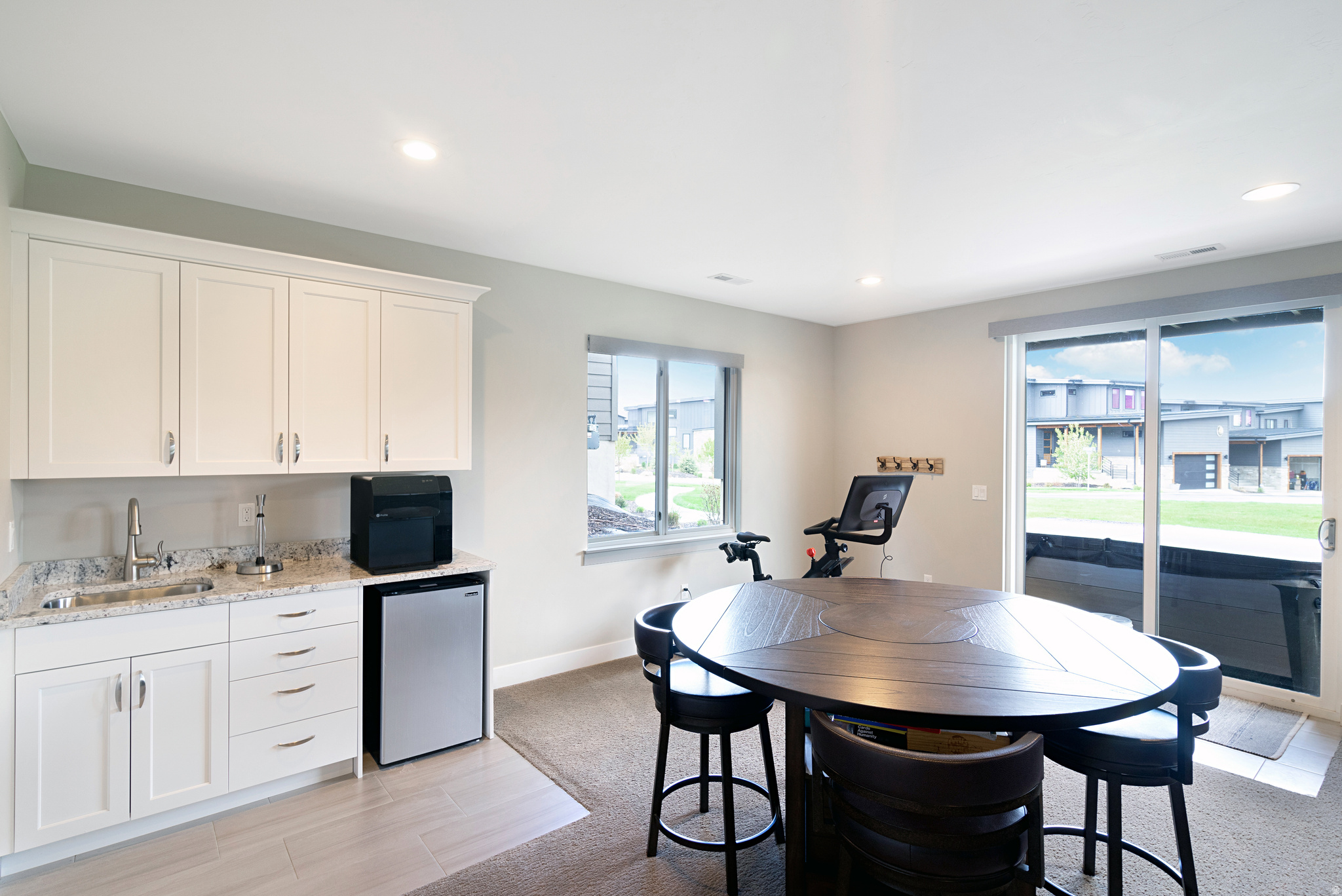 ESCAPES AT EDGEWATER - Residential