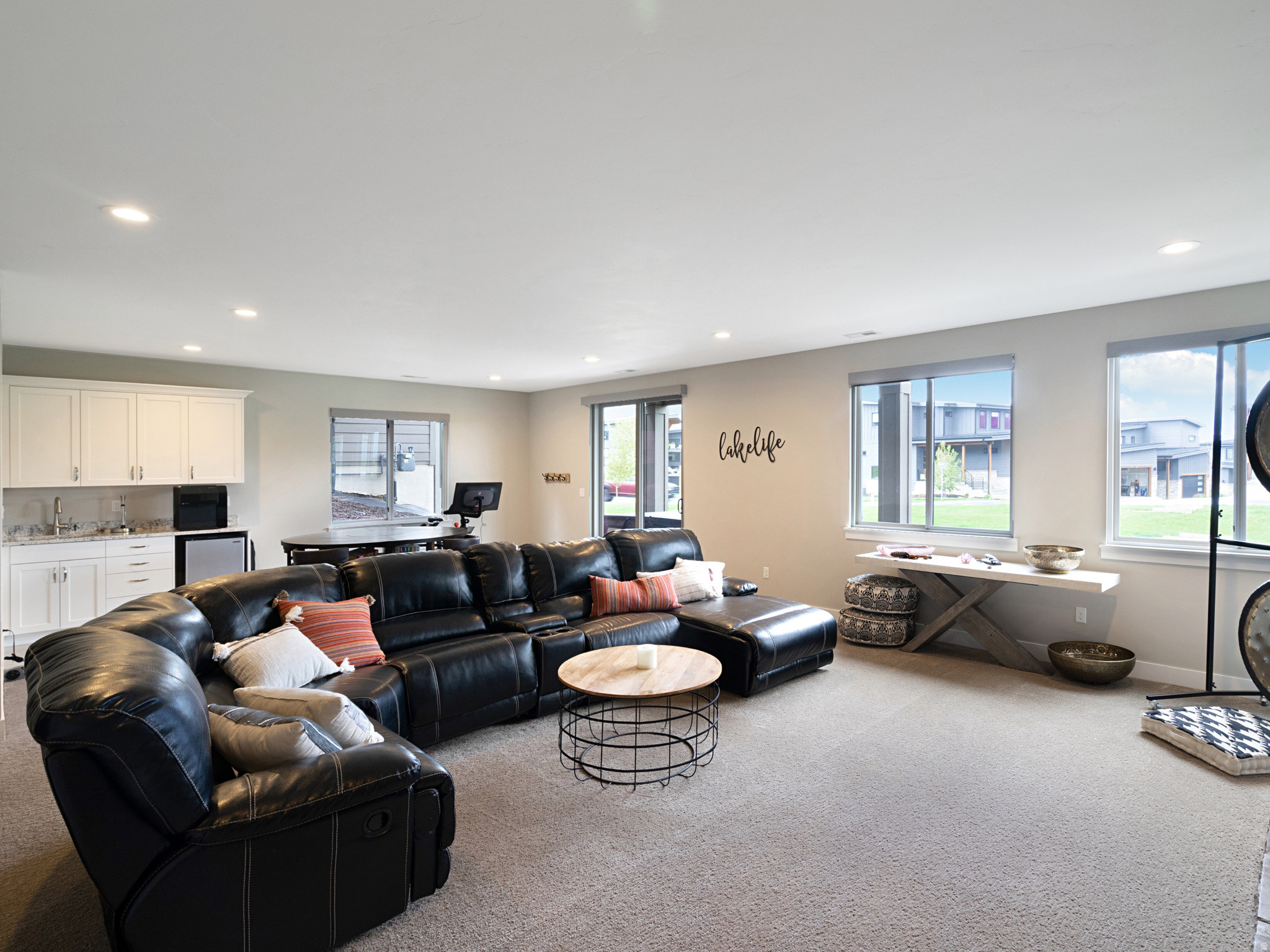 ESCAPES AT EDGEWATER - Residential