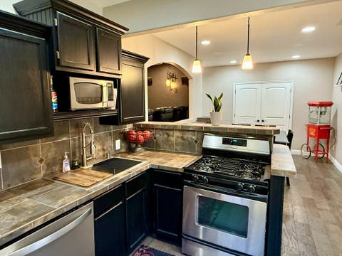 Tiny photo for 2187 E EAGLE CREST DR, Draper, UT 84020 (MLS # 2170433)