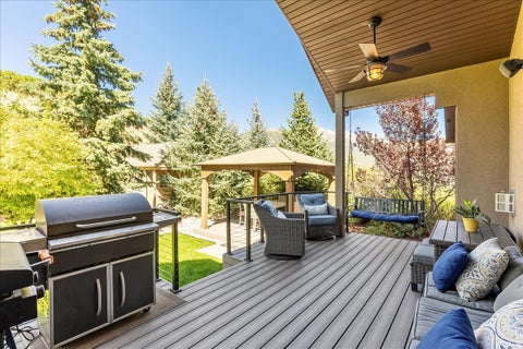 Tiny photo for 2187 E EAGLE CREST DR, Draper, UT 84020 (MLS # 2170433)